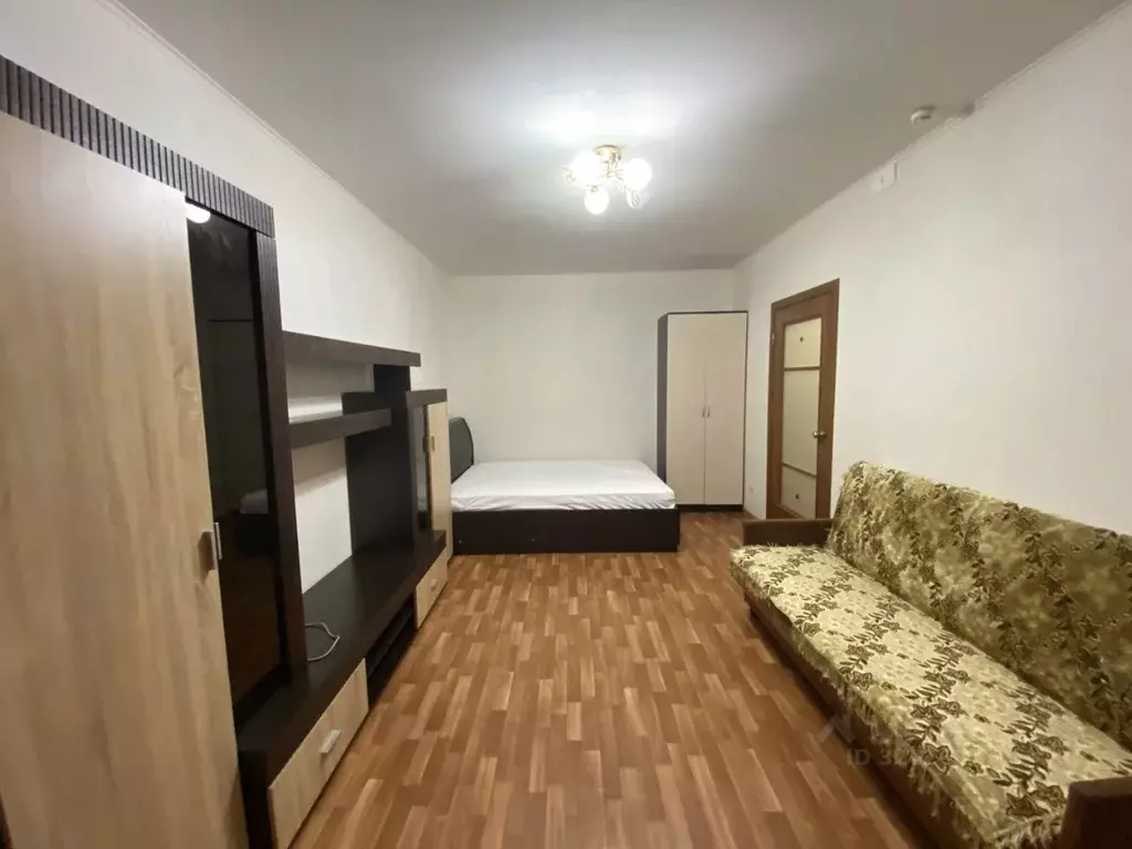 1-к кв. Курская область, Курск просп. Вячеслава Клыкова, 78 (37.0 м) - Фото 1