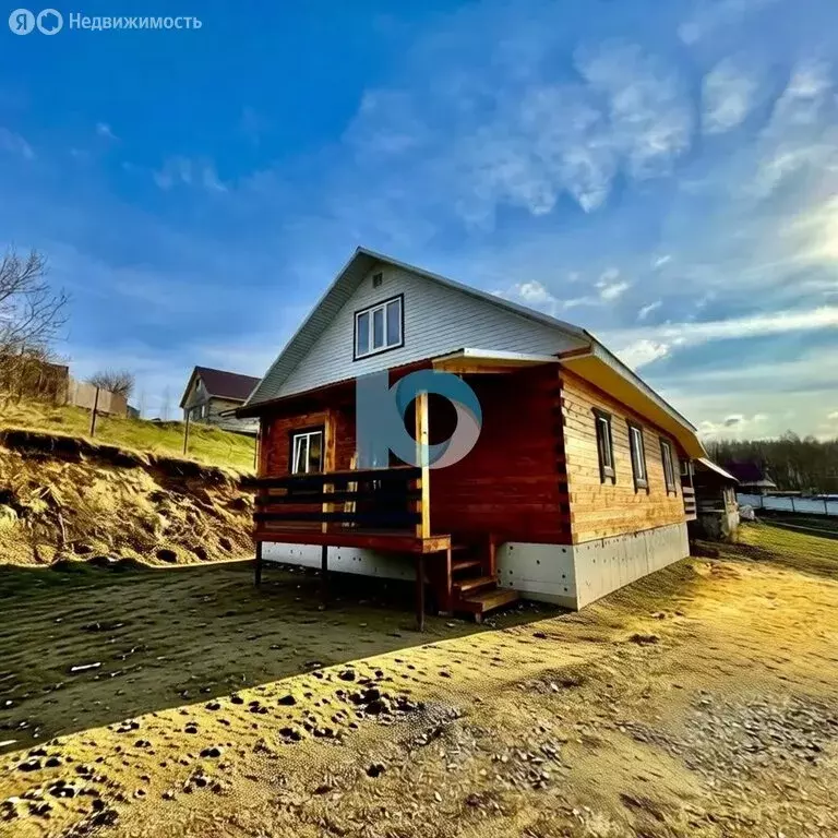 Дом в село Иглино, улица Будённого (120 м) - Фото 2