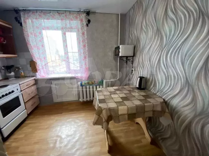 3-к. квартира, 60 м, 2/9 эт. - Фото 1