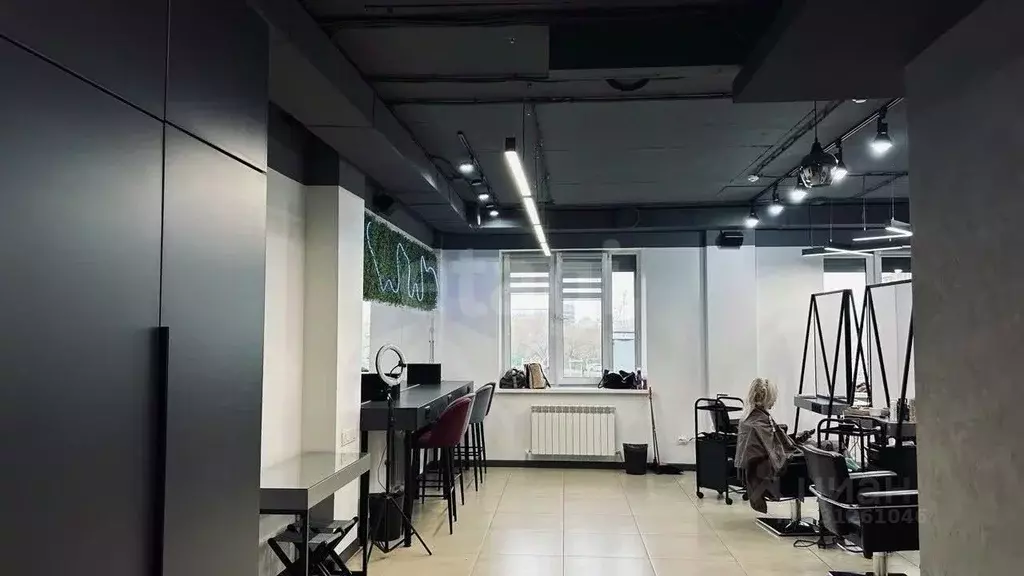 Помещение свободного назначения в Тюменская область, Тюмень ул. ... - Фото 1