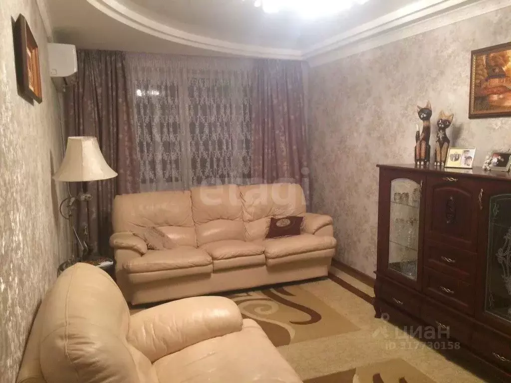 3-к кв. Крым, Симферополь ул. Енисейская (60.9 м) - Фото 0