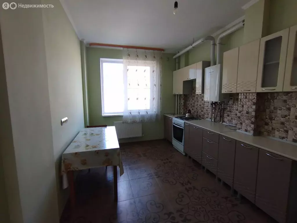 2-комнатная квартира: Горячий Ключ, улица Ярославского, 100Б (64.7 м) - Фото 1