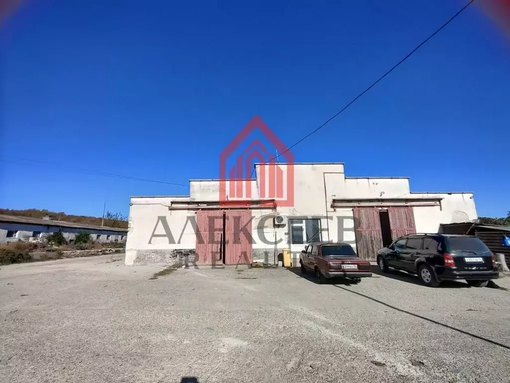 Производственное помещение в Крым, Бахчисарайский район, Почтовское ... - Фото 1