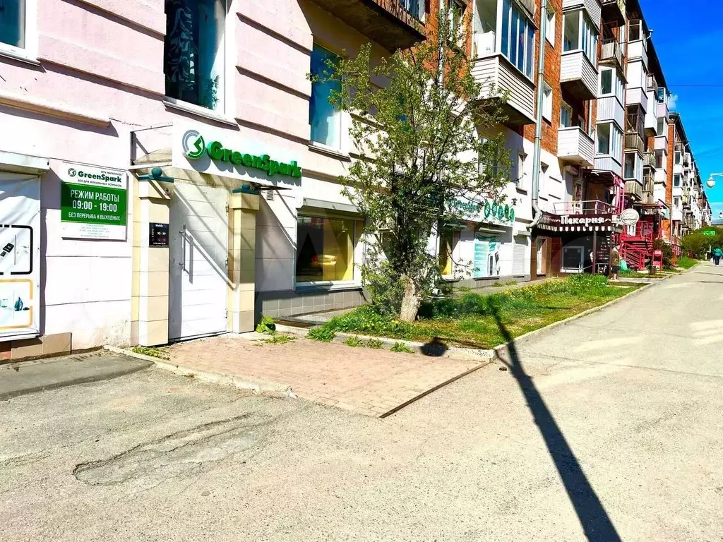 Сдам помещение свободного назначения 92 м в центре города - Фото 1