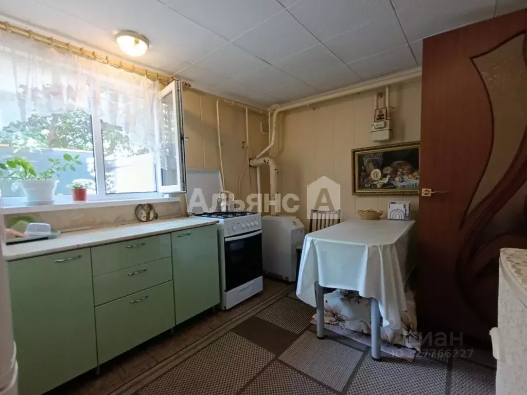 Дом в Ростовская область, Волгодонск Железнодорожная ул. (50 м) - Фото 2