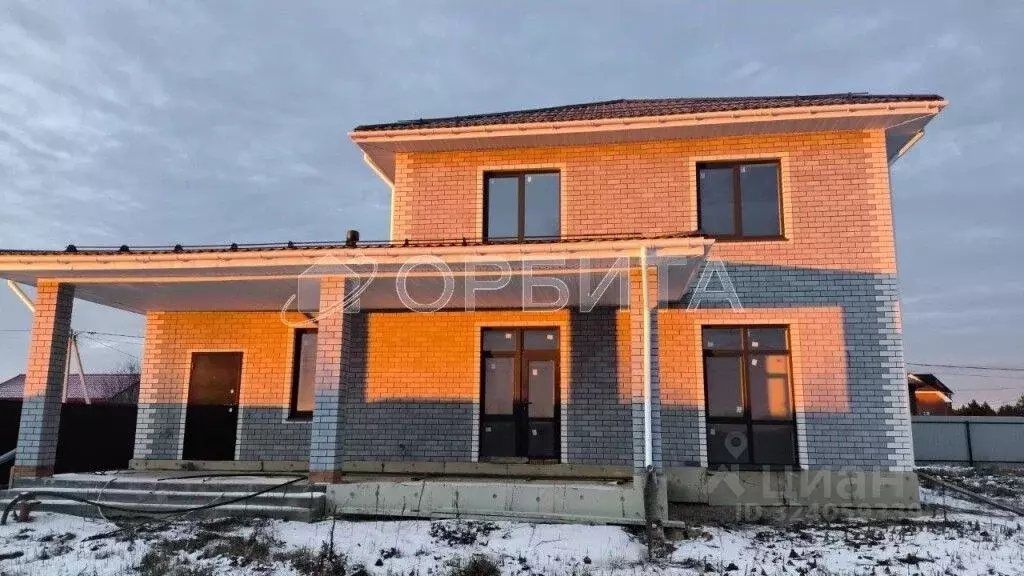 Дом в Тюменская область, Тюменский муниципальный округ, д. Ушакова ул. ... - Фото 1