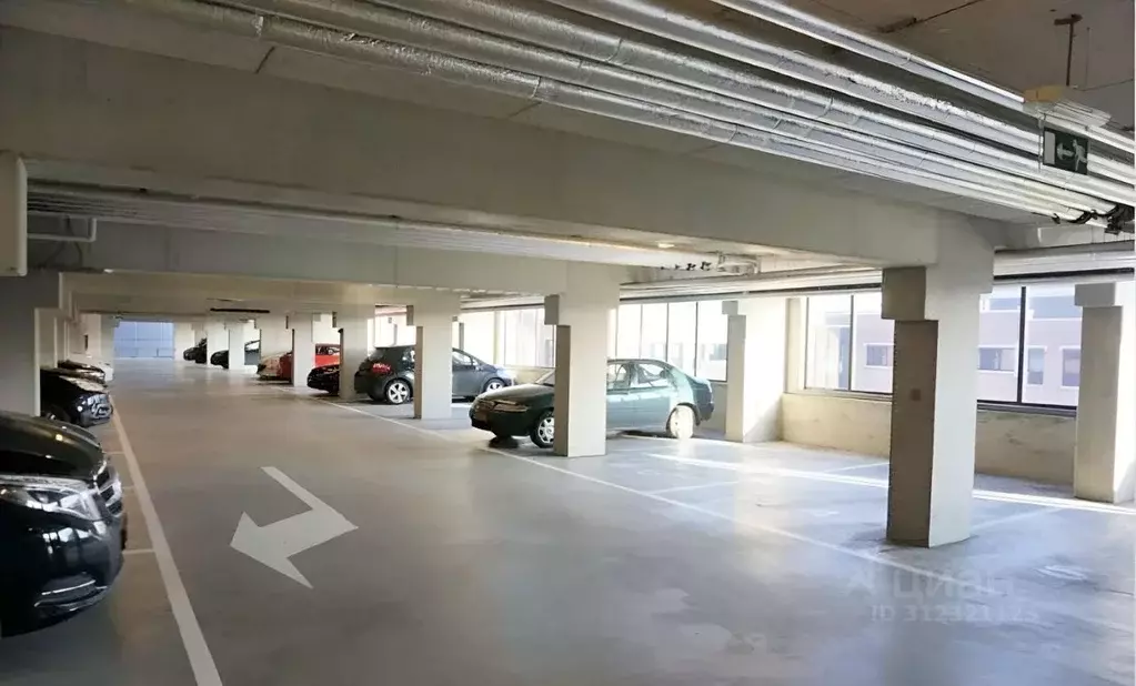 Гараж в Санкт-Петербург ул. Военная, 6 (14 м) - Фото 2