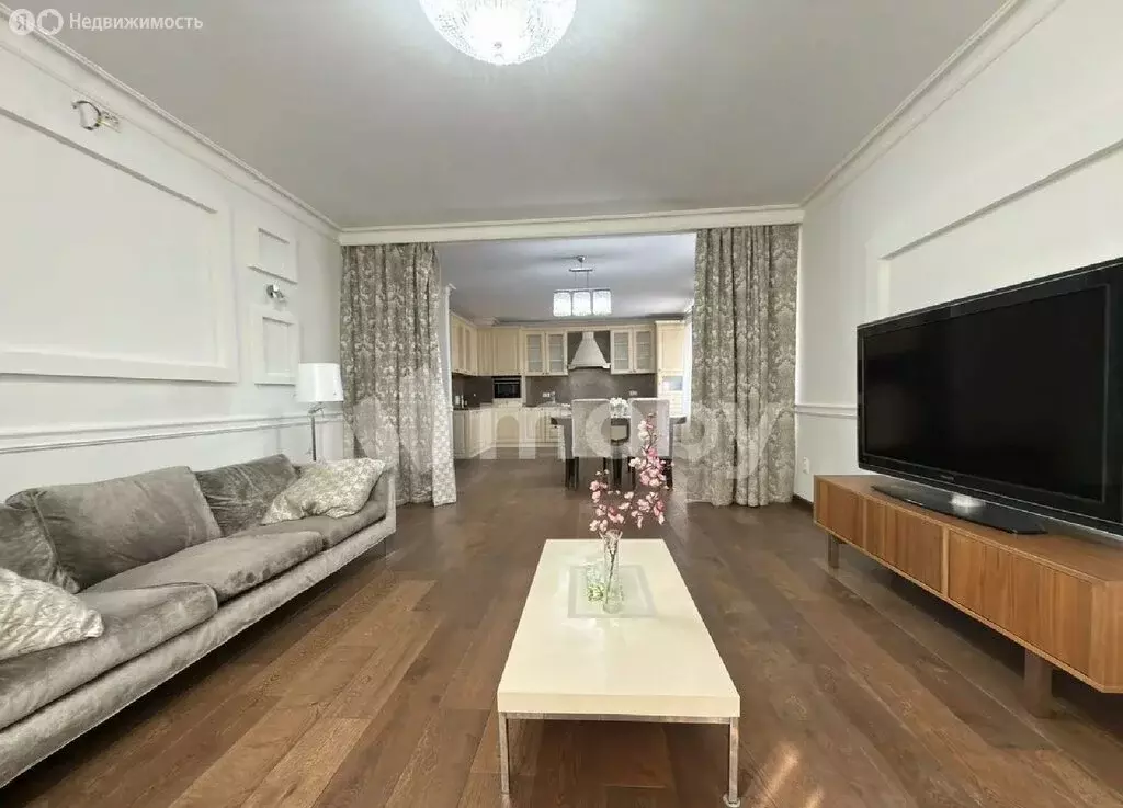 2-комнатная квартира: Калининград, улица Каштановая Аллея, 171 (71 м) - Фото 1