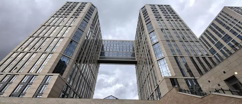 4-к кв. Санкт-Петербург ул. Типанова, 22 (184.0 м) - Фото 1