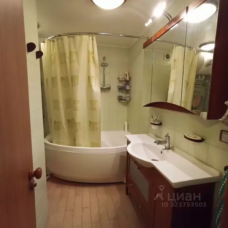 3-к кв. Москва ул. Паршина, 21К2 (59.0 м) - Фото 1