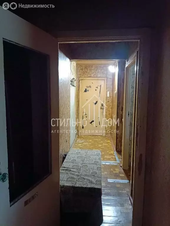 3-комнатная квартира: Калуга, улица Гурьянова, 43 (58.7 м) - Фото 0