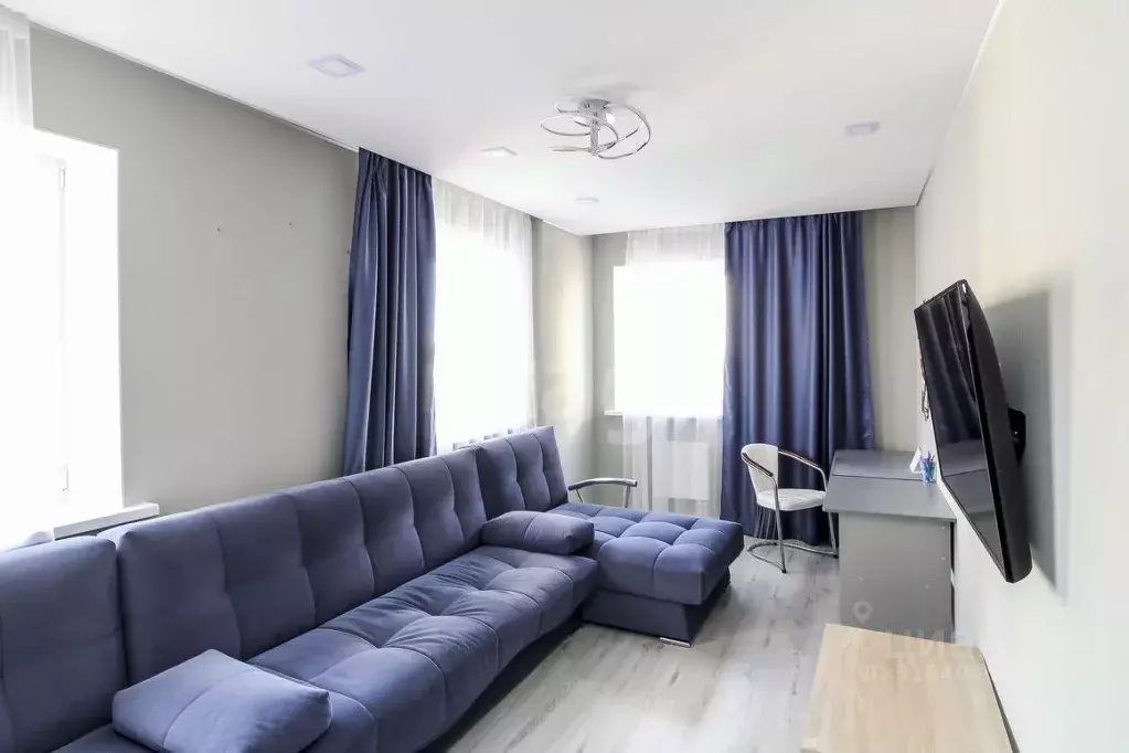 2-к кв. Тюменская область, Тюмень ул. Дружбы, 73к5 (66.0 м) - Фото 1