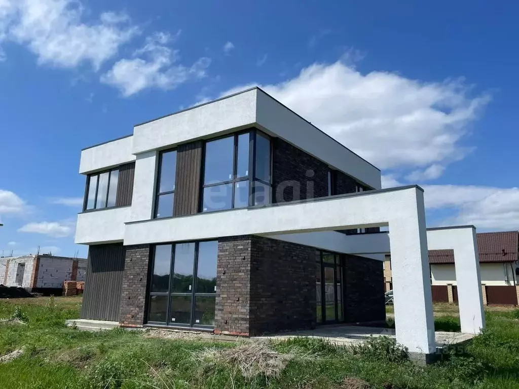 Дом в Саратовская область, Саратов проезд 2-й Зональный, 8 (165 м) - Фото 0