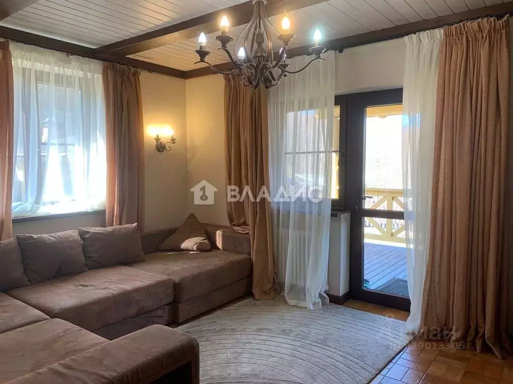 Дом в Ленинградская область, Выборгский район, Советское городское ... - Фото 1