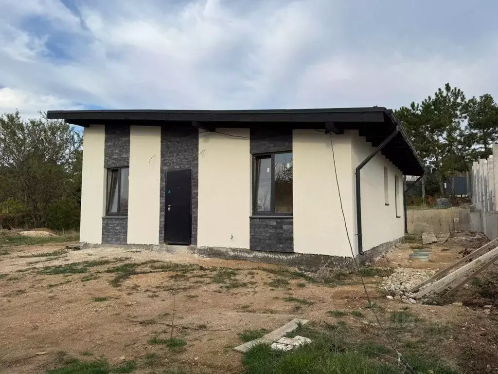 Дом в Севастополь Огонек СТ,  (81 м) - Фото 1