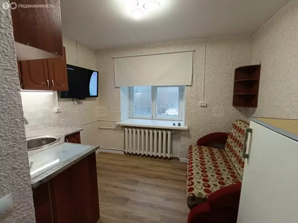 1-комнатная квартира: Казань, улица Химиков, 35 (14 м) - Фото 0