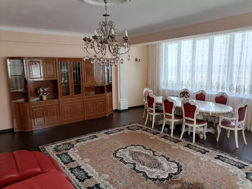 2-к кв. Дагестан, Махачкала ул. Тулпара Мусалаева (95.0 м) - Фото 0