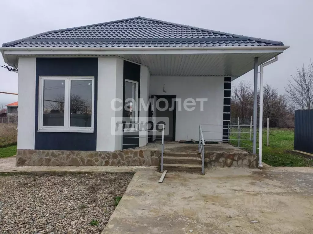 Дом в Краснодарский край, Анапа муниципальный округ, с. Юровка ул. ... - Фото 1