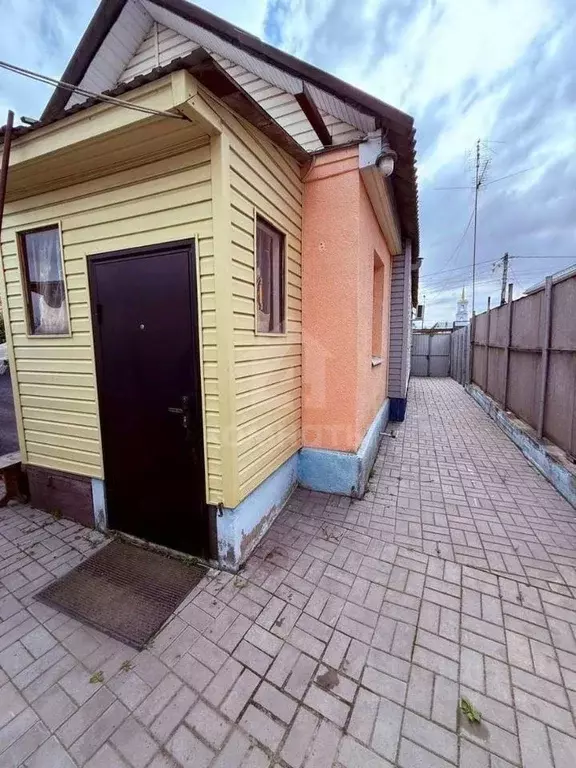 Дом в Воронежская область, с. Новая Усмань ул. Ленина, 70 (50 м) - Фото 1