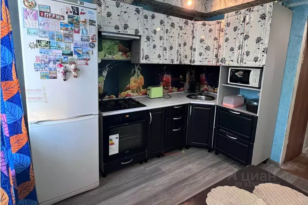 3-к кв. Свердловская область, Сысертский муниципальный округ, пос. ... - Фото 1