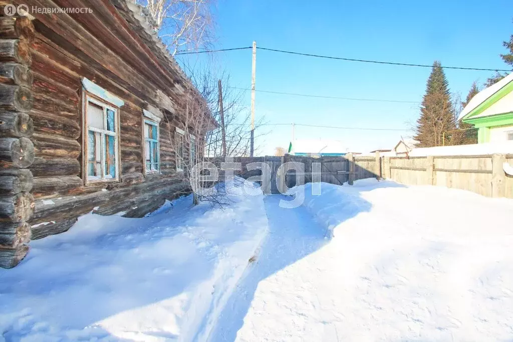Дом в село Новолыбаево, Первомайская улица (141 м) - Фото 0