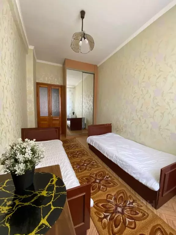 3-к кв. Омская область, Омск ул. Герцена, 46 (65.0 м) - Фото 1