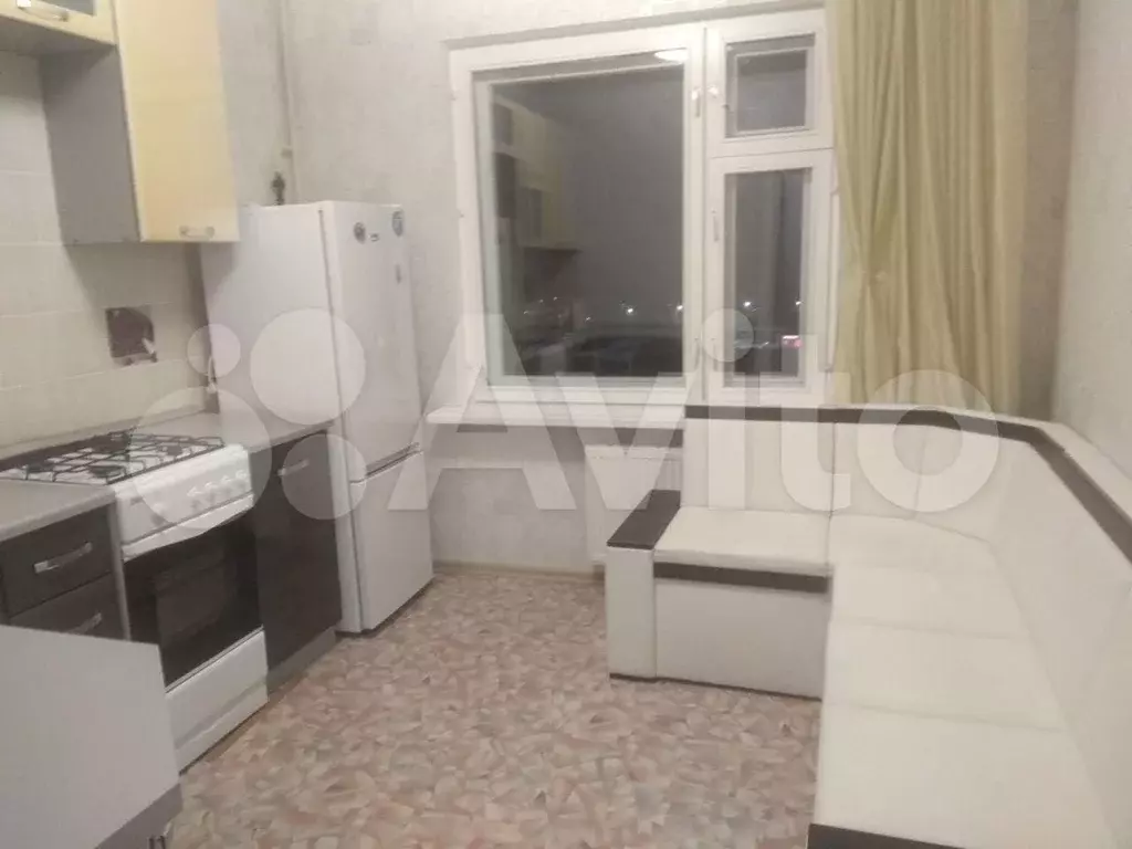 1-к. квартира, 34 м, 9/10 эт. - Фото 0