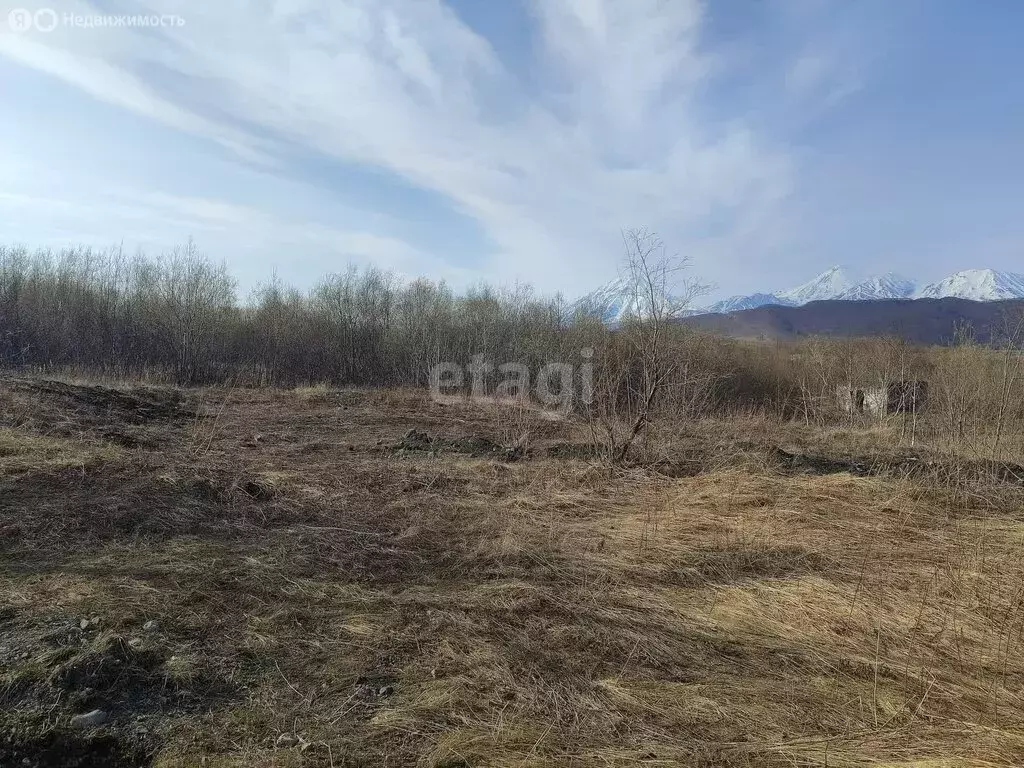 Участок в Петропавловск-Камчатский, жилой микрорайон Долиновка (10 м) - Фото 0