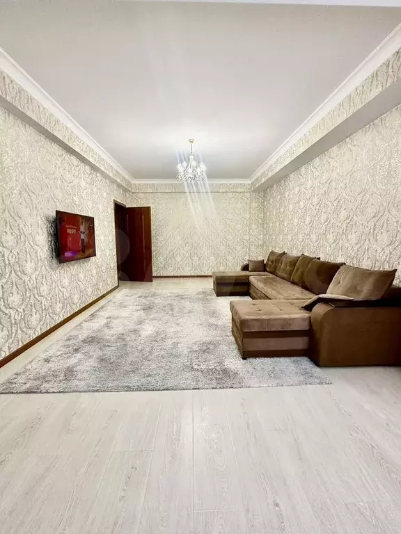 2-к. квартира, 107 м, 3/10 эт. - Фото 1
