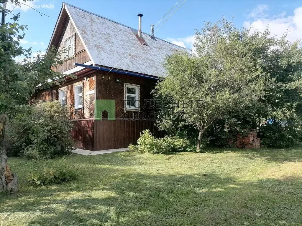 Дом в Воткинский район, выселок Красная Горка, Центральная улица (45 ... - Фото 1