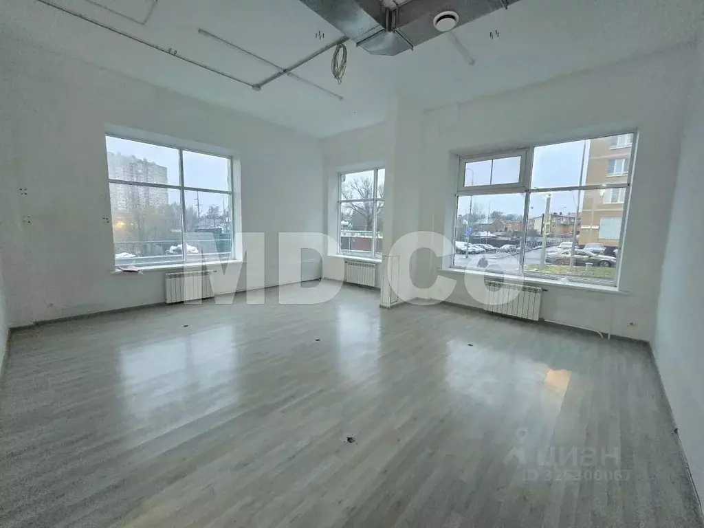 Помещение свободного назначения в Москва, Москва, Щербинка ул. ... - Фото 1