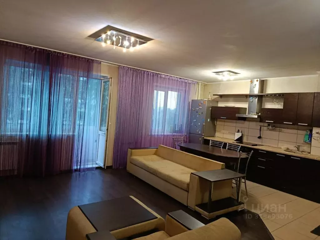 3-к кв. Томская область, Томск ул. Говорова, 48 (67.0 м) - Фото 1