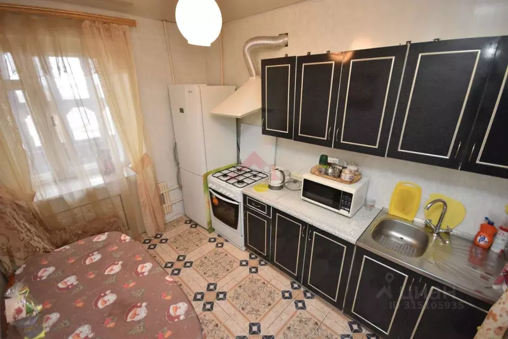 2-к кв. Владимирская область, Кольчугино ул. Веденеева, 4 (53.9 м) - Фото 0