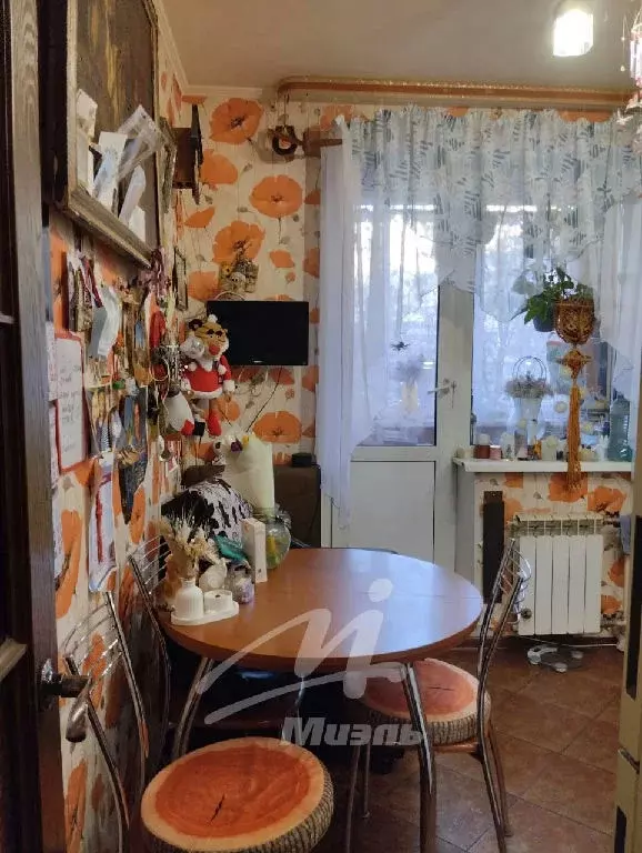 Продается 2-комнатная квартира - Фото 1