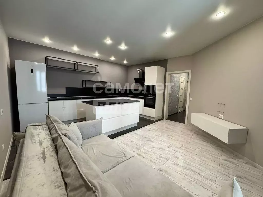 1-к кв. Челябинская область, Челябинск ул. Братьев Кашириных, 131б ... - Фото 1