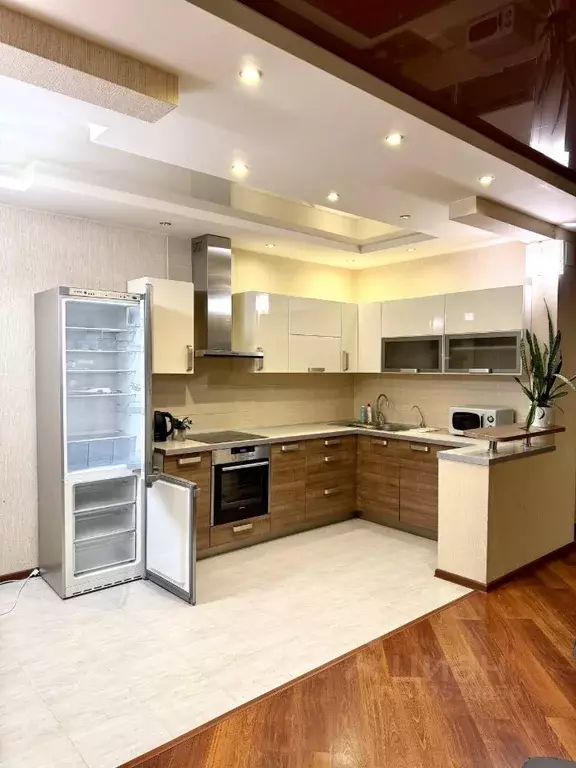 2-к кв. Кировская область, Киров Красноармейская ул., 8а (62.4 м) - Фото 1