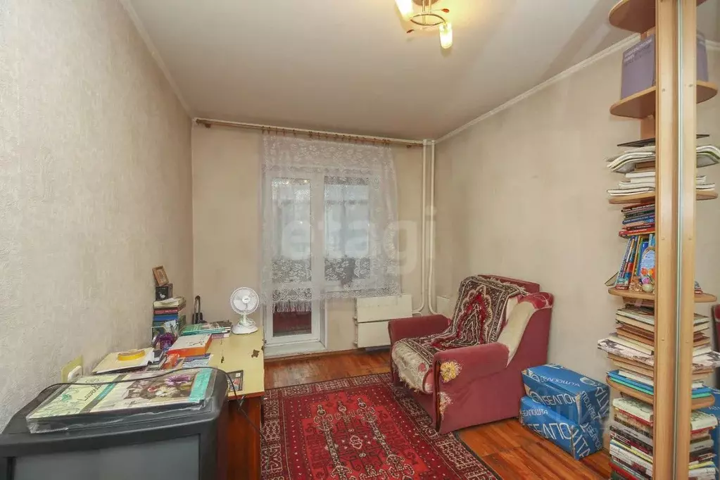 3-к кв. Омская область, Омск ул. 70 лет Октября, 14/2 (63.0 м) - Фото 1