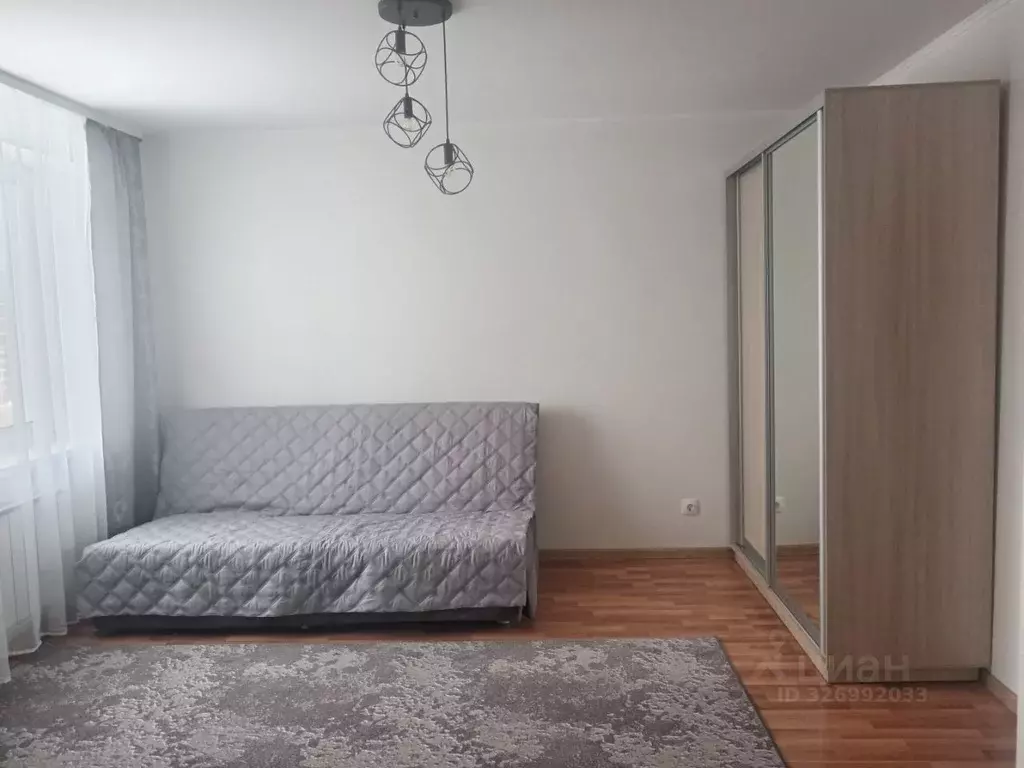 1-к кв. Свердловская область, Екатеринбург ул. Дружининская, 5А (30.0 ... - Фото 1