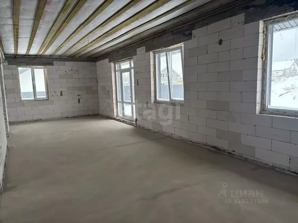 Дом в Кировская область, Слободской район, Шиховское с/пос, д. ... - Фото 1