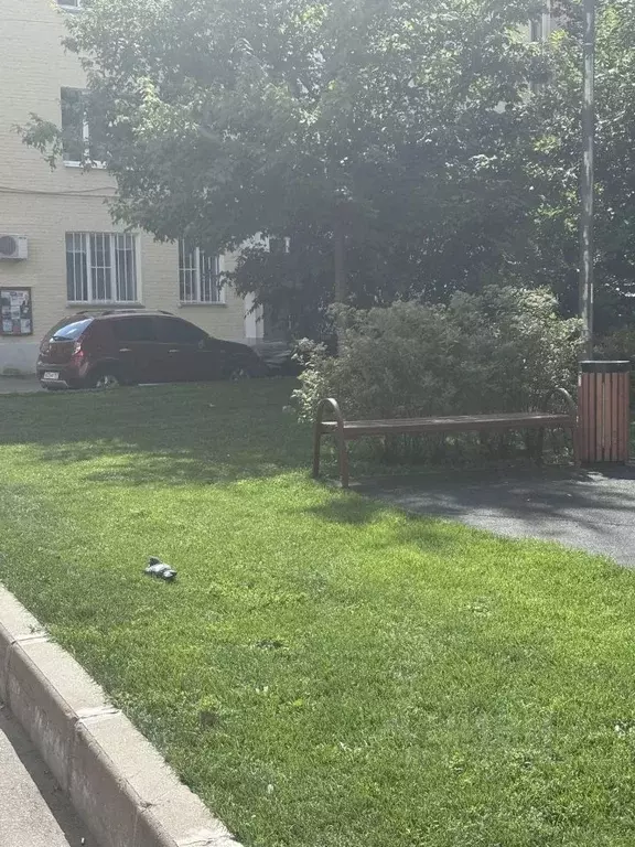 Гараж в Москва Большой Сухаревский пер., 3 (12 м) - Фото 1