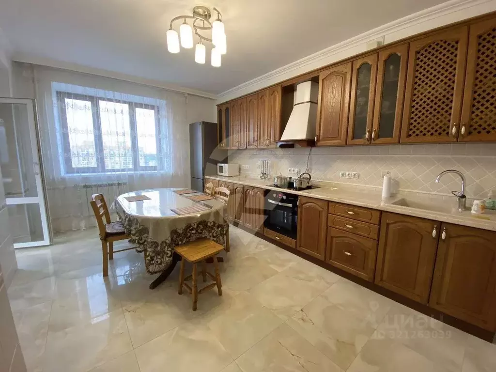 2-к кв. Белгородская область, Старый Оскол Северный мкр, 8 (68.7 м) - Фото 2