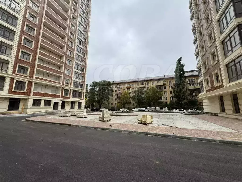 3-комнатная квартира: Махачкала, проспект Имама Шамиля, 30А (110 м) - Фото 2