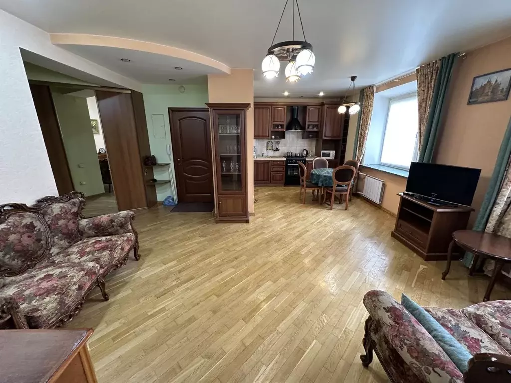 3-к кв. Нижегородская область, Нижний Новгород Большая Печерская ул., ... - Фото 1