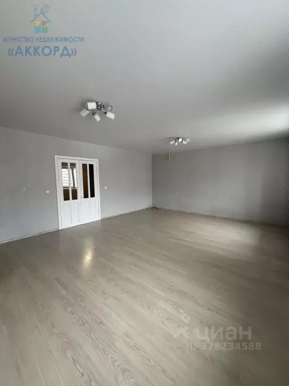 2-к кв. Алтайский край, Барнаул Балтийская ул., 2 (71.5 м) - Фото 2