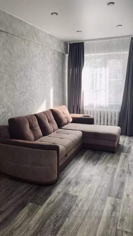 3-к кв. Новгородская область, Валдай Молодежная ул., 5 (61.1 м) - Фото 1