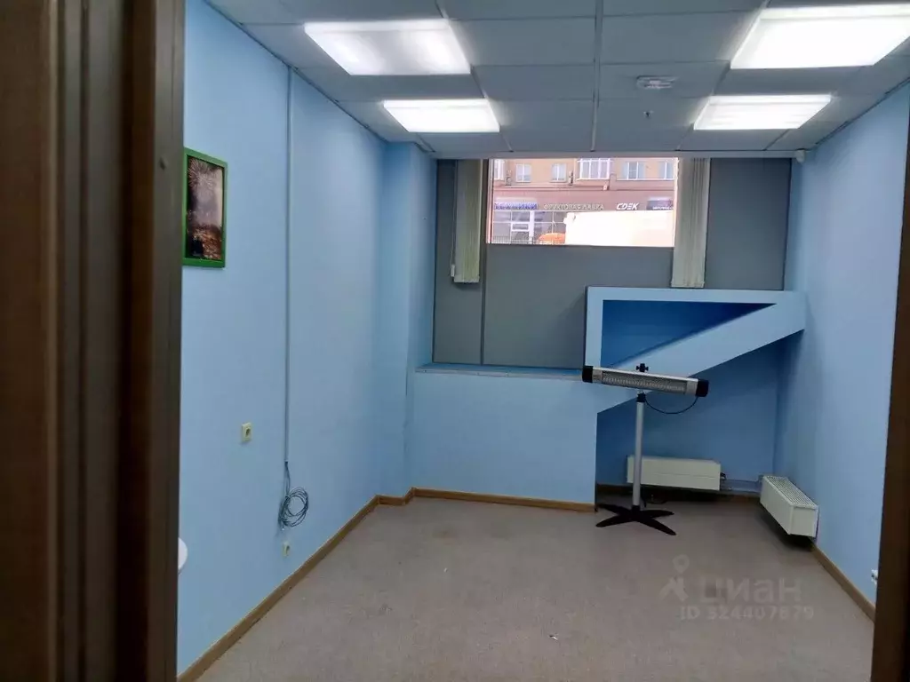 Помещение свободного назначения в Кемеровская область, Кемерово бул. ... - Фото 1