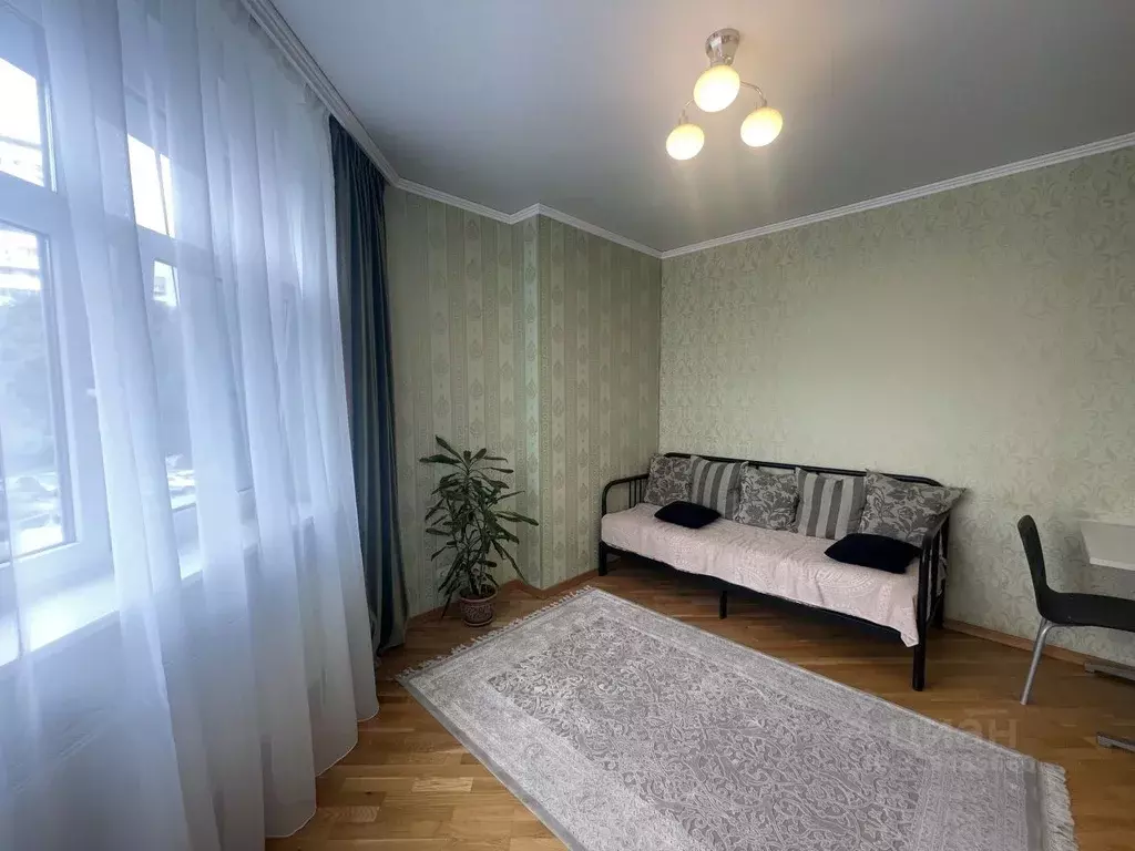 3-к кв. Москва Чертановская ул., 43к4 (68.0 м) - Фото 1