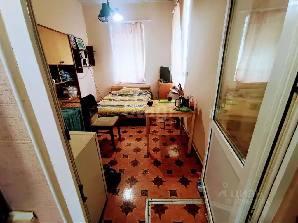 1-к кв. Крым, Феодосия ул. Десантников, 20 (17.5 м) - Фото 1