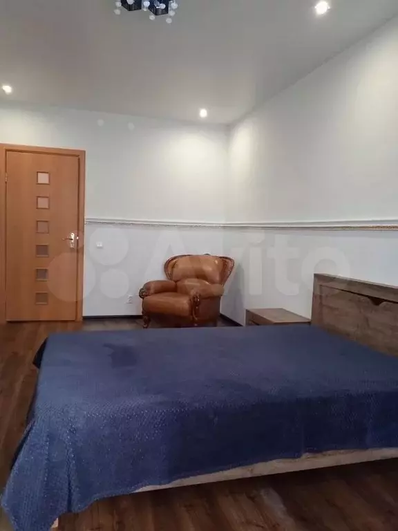 1-к. квартира, 45 м, 1/10 эт. - Фото 1
