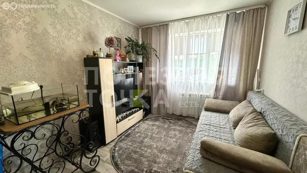 3-комнатная квартира: Боровичи, Загородная улица, 65 (50.5 м) - Фото 2
